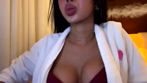 Valeria online show from 10.20.25