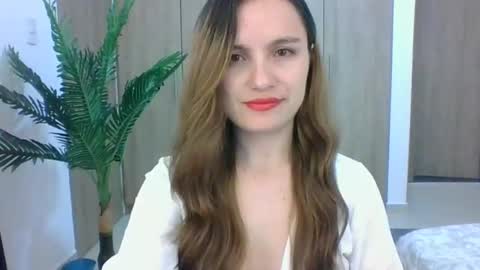 valeriafrannco online show from 01.27.25