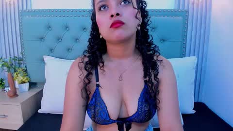 Valeria online show from 12.01.25