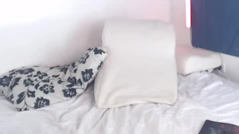Snapshot of valeriaruiz_1 chatting on 01.02.25 Valeria online show from 01.02.25