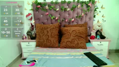 Snapshot of valeriatsx chatting on 01.19.25 La valerie26 online show from 01.19.25