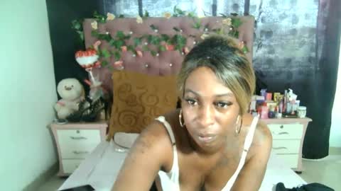 Snapshot of valeriatsx chatting on 09.12.25 La valerie26 online show from 09.12.25