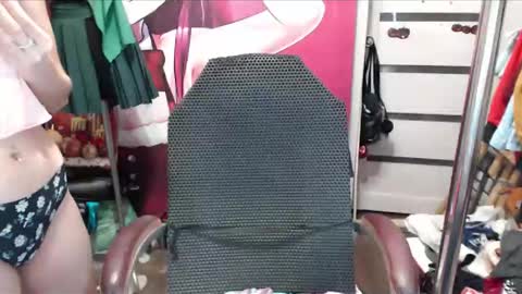 ValeriaXKiss online show from 12.22.25