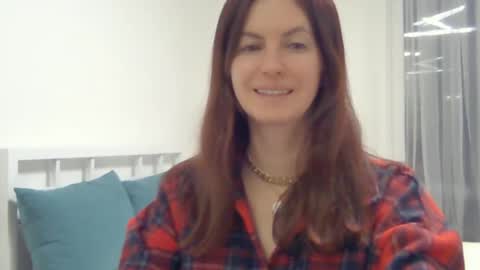 Snapshot of valerie_rose777 chatting on 02.08.25 valerie_rose777 online show from 02.08.25