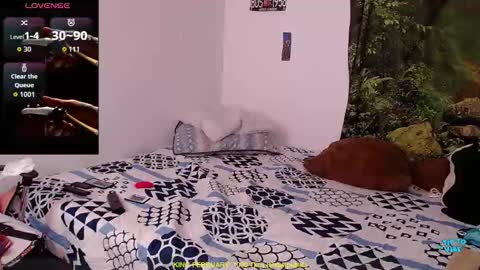 Snapshot of valerie_smile chatting on 02.11.26 Valerie online show from 02.11.26