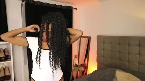 Snapshot of valeriebony chatting on 12.10.24 Valerie Style3 online show from 12.10.24