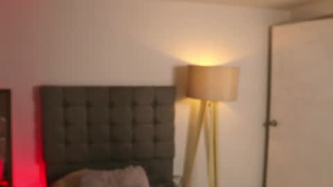 Snapshot of valeriebony chatting on 12.19.24 Valerie Style3 online show from 12.19.24