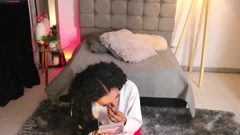 Snapshot of valeriebony chatting on 01.29.25 Valerie Style3 online show from 01.29.25
