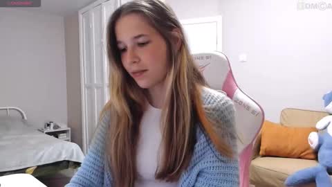 Valerie online show from 09.08.25