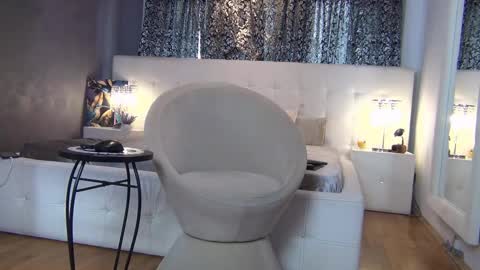 Valerie online show from 10.09.25