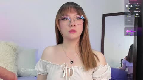 Valerie  Ig valerieflorez  online show from 11.02.25