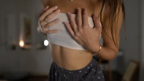 Snapshot of valerieh chatting on 10.23.25 Valerie online show from 10.23.25