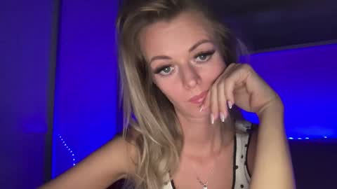 Snapshot of valerieluvsugar chatting on 03.03.25 Valerie online show from 03.03.25