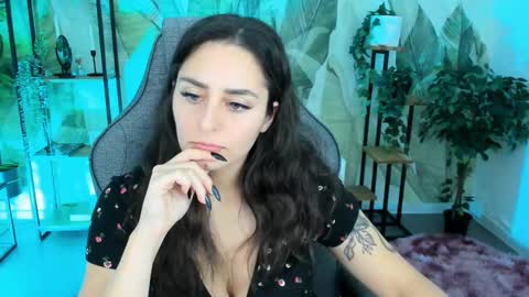 Valerie online show from 10.20.25