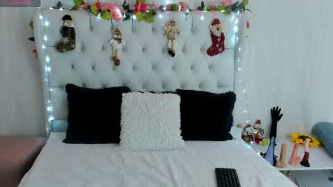 valeria111111 online show from 12.28.24
