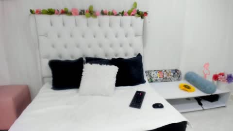 valeria111111 online show from 01.29.25