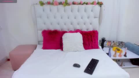 valeria111111 online show from 02.12.25