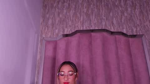 Valeryn online show from 10.11.25