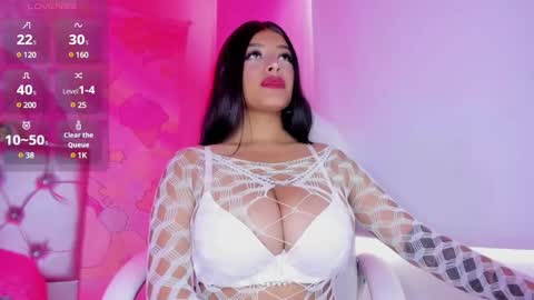 Snapshot of valery__ws chatting on 12.17.24 Valery online show from 12.17.24