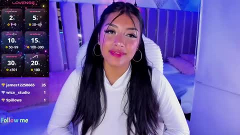 Snapshot of valery__ws chatting on 01.11.25 Valery online show from 01.11.25