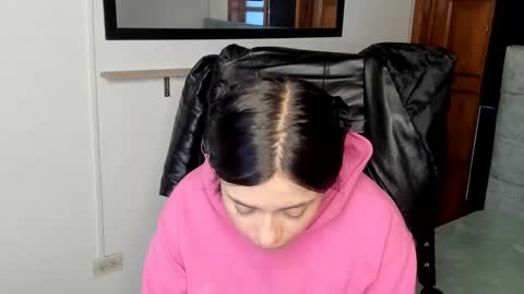 Snapshot of valery_bonneth chatting on 02.06.26 valery_bonneth online show from 02.06.26