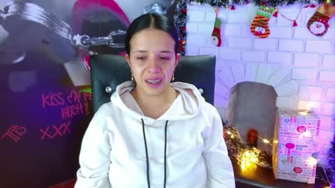 Valeria online show from 12.26.24