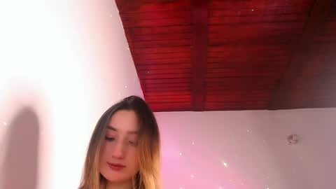 Snapshot of valery_salmons chatting on 05.25.26 valery_salmons online show from 05.25.26