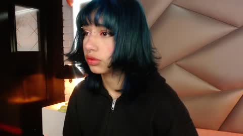 valery_smith15 online show from 01.04.25