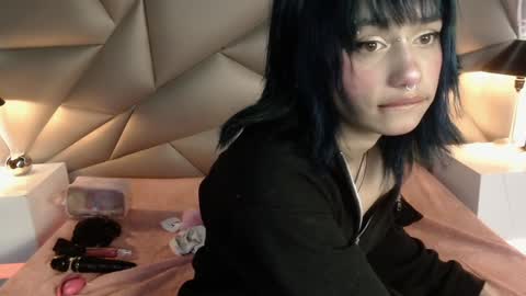 valery_smith15 online show from 01.05.25