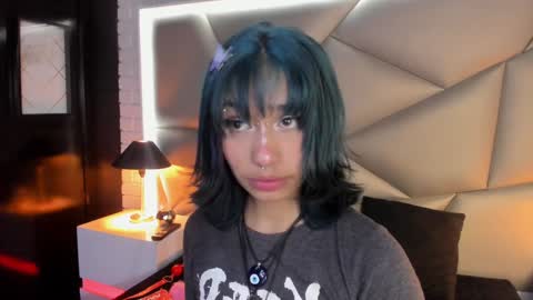 valery_smith15 online show from 01.16.25