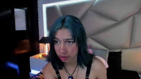 valery_smith15 online show from 01.24.25