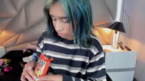 valery_smith15 online show from 03.06.25