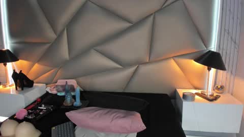 valery_smith15 online show from 03.10.25