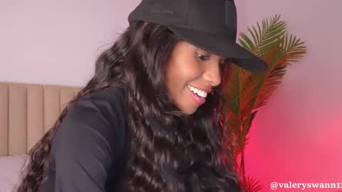 Snapshot of valery_swan1 chatting on 09.27.25 Valery swan1 online show from 09.27.25