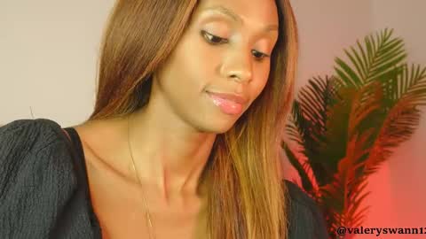 Snapshot of valery_swan1 chatting on 10.29.25 Valery swan1 online show from 10.29.25