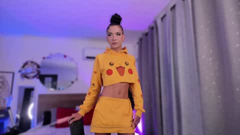 Snapshot of valery_yepes_ chatting on 12.23.24 Valery online show from 12.23.24