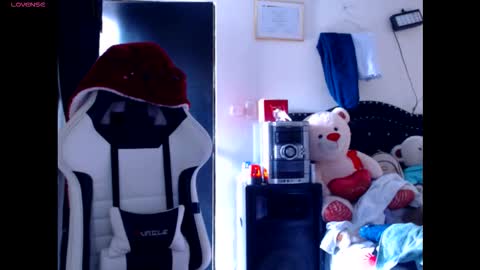 B V Naughty online show from 02.06.26