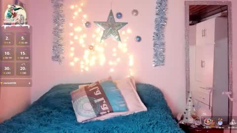 Snapshot of valeryblue chatting on 12.29.24 Valery Blue online show from 12.29.24