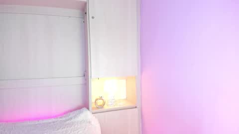 valerymeyerr online show from 10.17.25