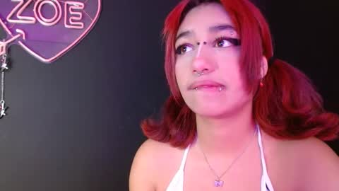 Snapshot of valerysmith18 chatting on 09.23.25 zoe online show from 09.23.25