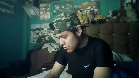 Valesh19 online show from 11.18.25