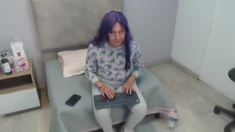 valevicious online show from 11.10.25