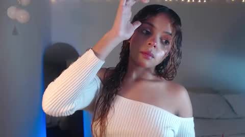 VALIENTE  online show from 02.10.26