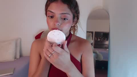 VALIENTE  online show from 03.19.26