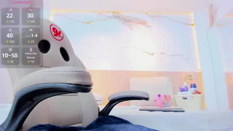 Snapshot of valirya_devote chatting on 09.29.25  VALIRYA  online show from 09.29.25