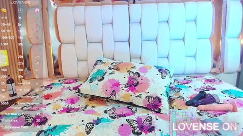 Valkiria moore  online show from 01.13.25