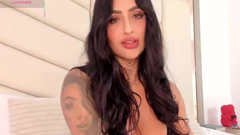 Snapshot of valky_bes chatting on 02.23.25 ValkyBes online show from 02.23.25