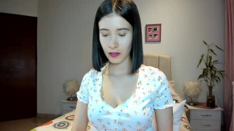Macarena online show from 12.17.24