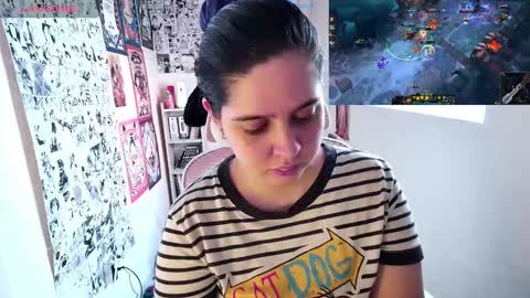 Im Violet online show from 10.27.25