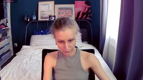 originally accaunt on cb - valorant girl   nude show - only pvt. online show from 06.06.26